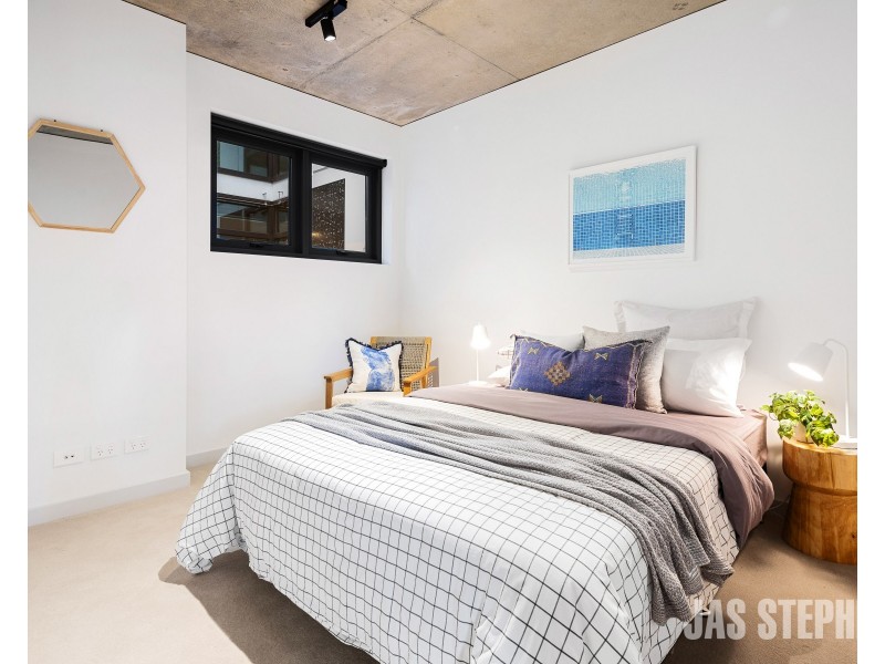 121/77 Hobsons Road, Kensington VIC 3031