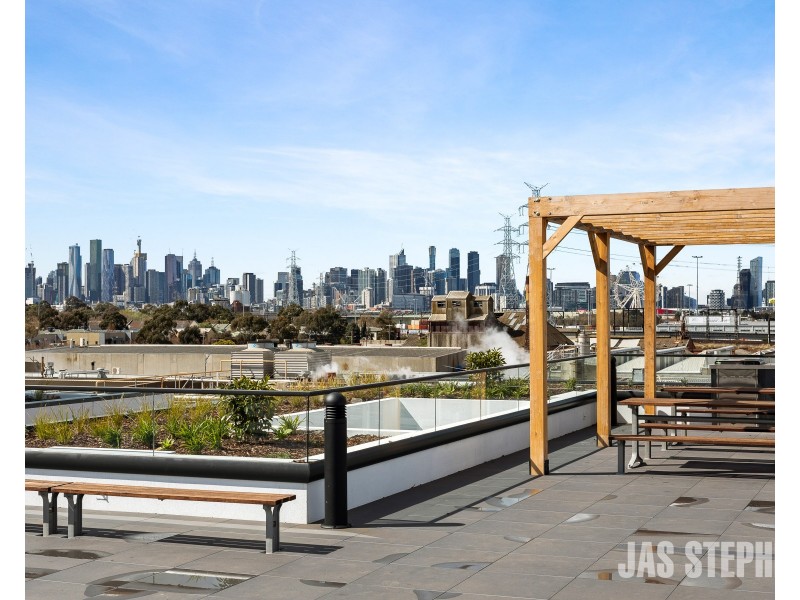 121/77 Hobsons Road, Kensington VIC 3031