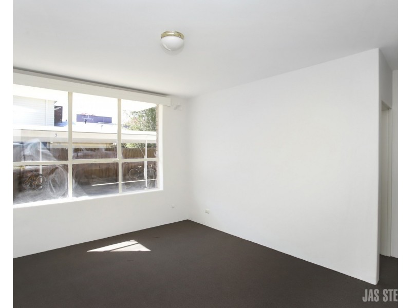 2/15 Tongue Street, Yarraville VIC 3013