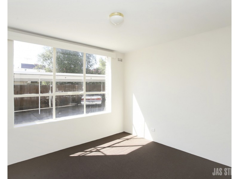 2/15 Tongue Street, Yarraville VIC 3013