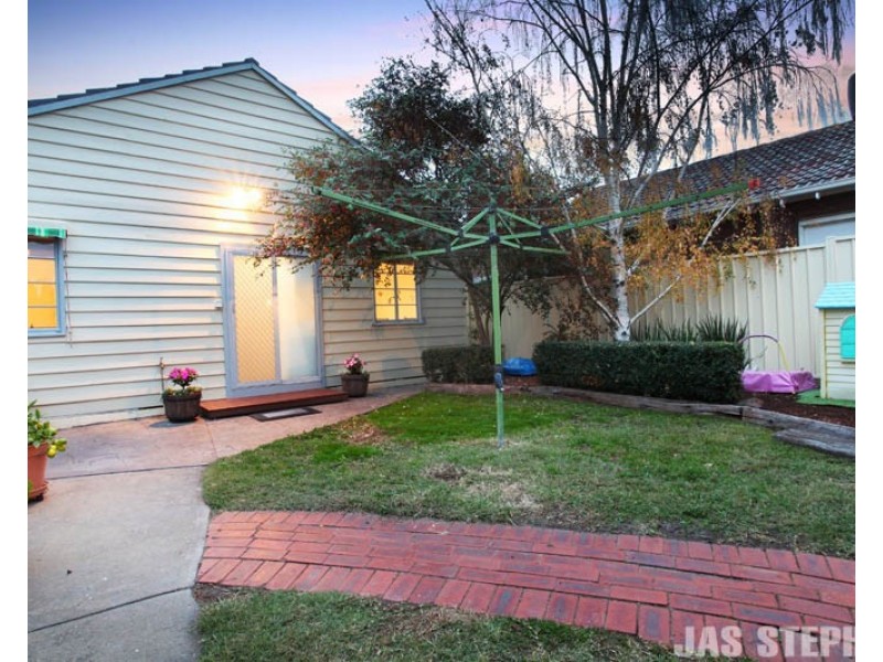 12 Busch Street, West Footscray VIC 3012
