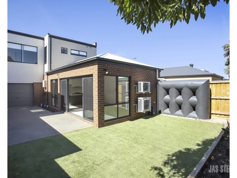 55 Queens Circuit, Sunshine VIC 3020