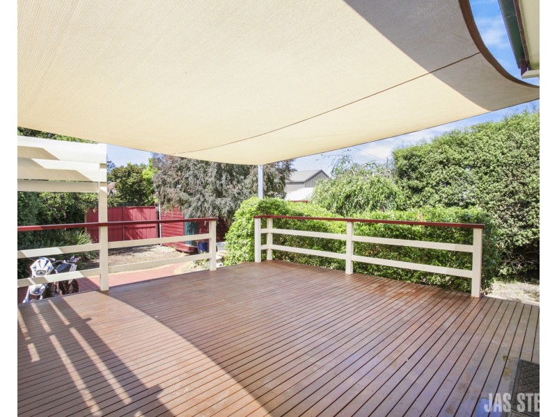 36 Oakbank Street, Newport VIC 3015