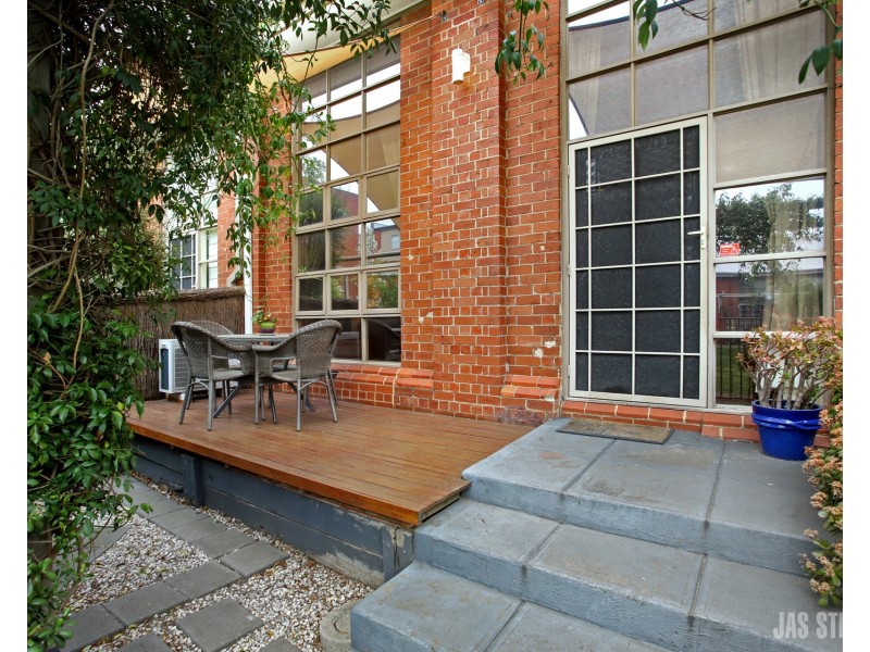 16 Parade Square, Maribyrnong VIC 3032