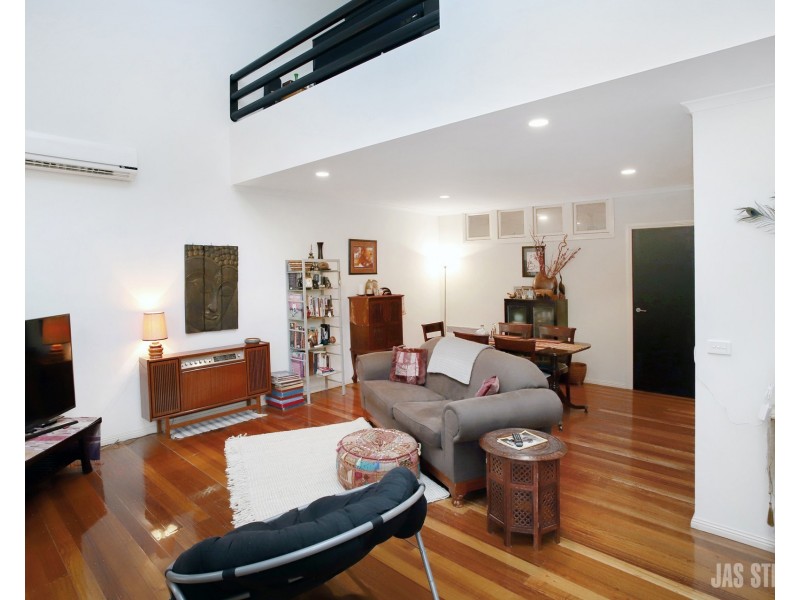 16 Parade Square, Maribyrnong VIC 3032