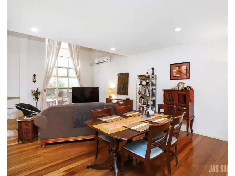 16 Parade Square, Maribyrnong VIC 3032