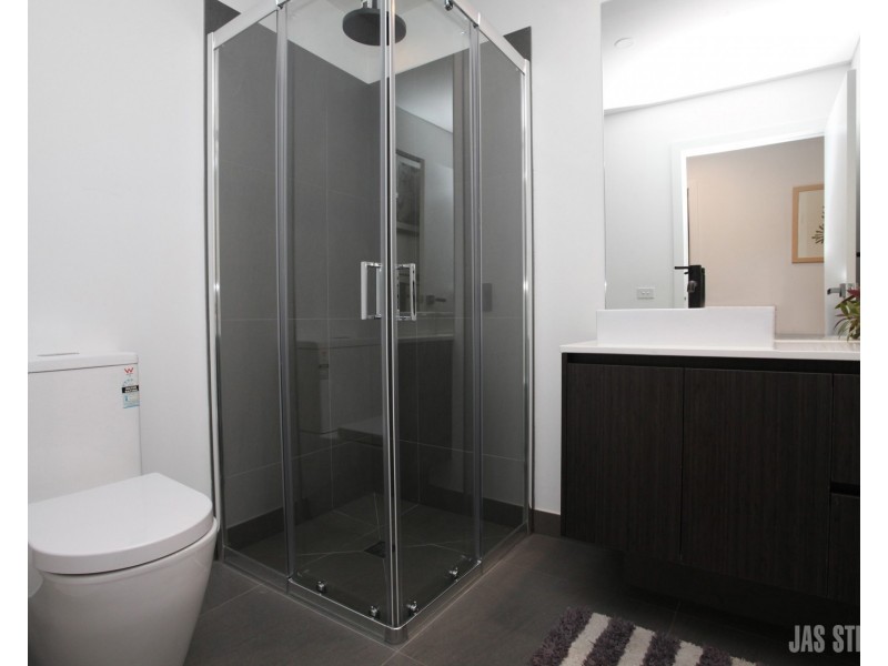 2B Ballard Street, Yarraville VIC 3013