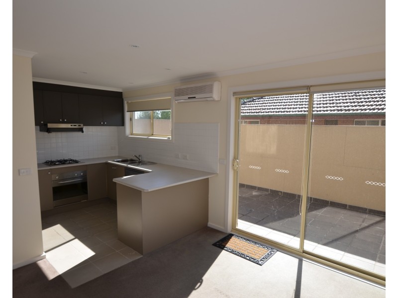 9/102 Cross Street, West Footscray VIC 3012