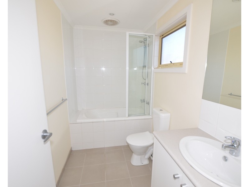 9/102 Cross Street, West Footscray VIC 3012