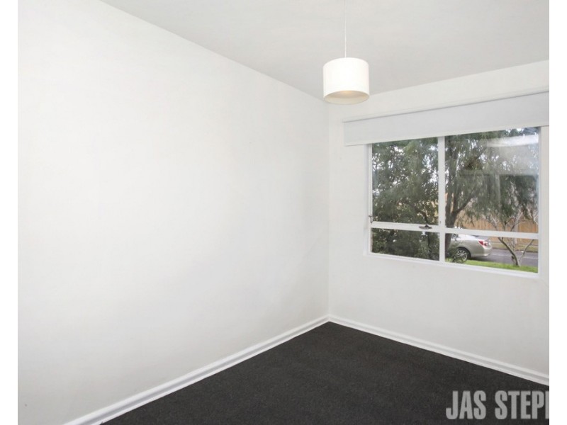 2/57 Kingsville Street, Kingsville VIC 3012
