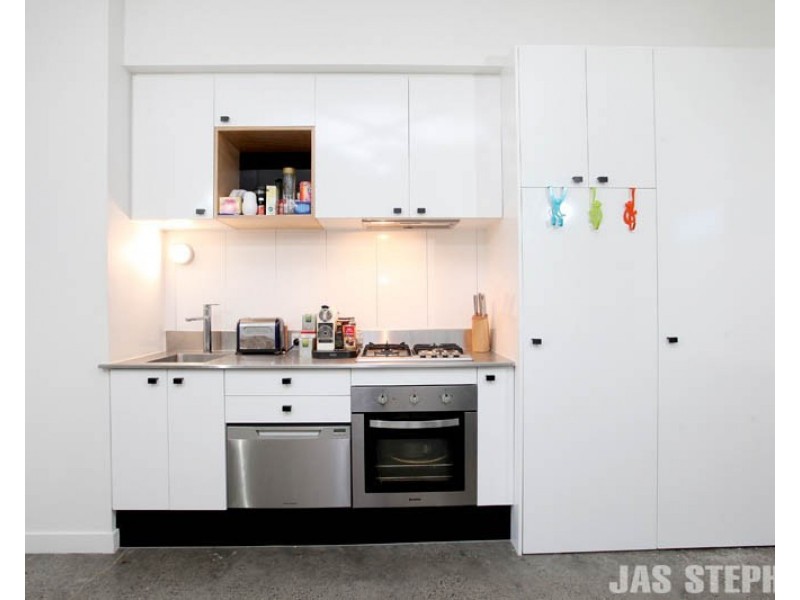 208/2 Alexander Street, Seddon VIC 3011