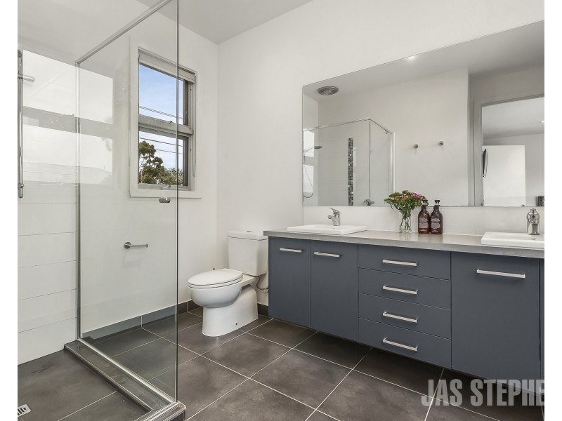 1/54 Millers Road, Brooklyn VIC 3012