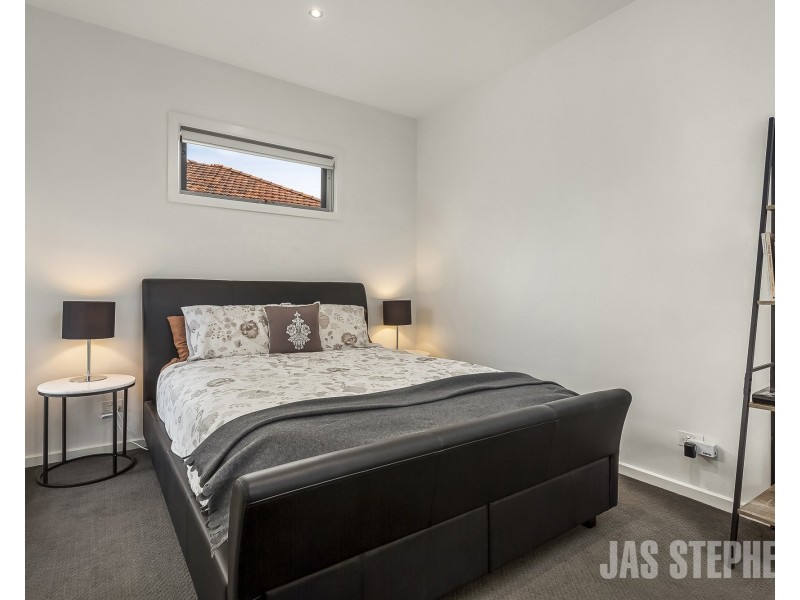 1/54 Millers Road, Brooklyn VIC 3012