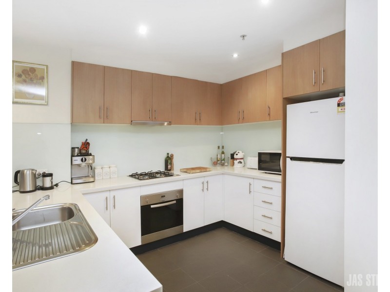 213/250 Barkly Street, Footscray VIC 3011