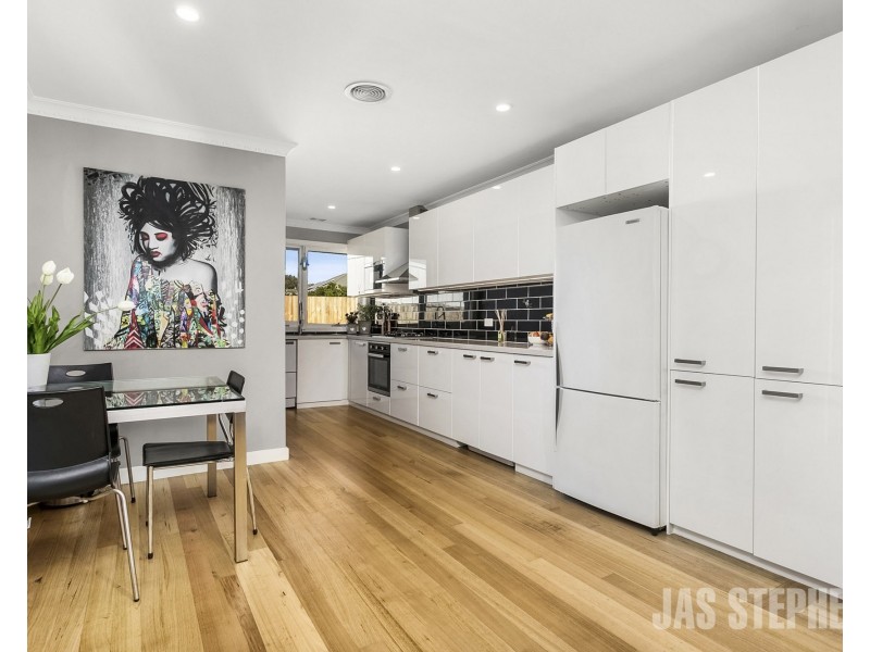 4/101 Blackshaws Road, Newport VIC 3015
