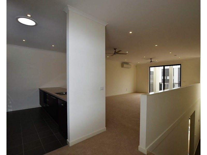 11 Souter Crescent, Footscray VIC 3011