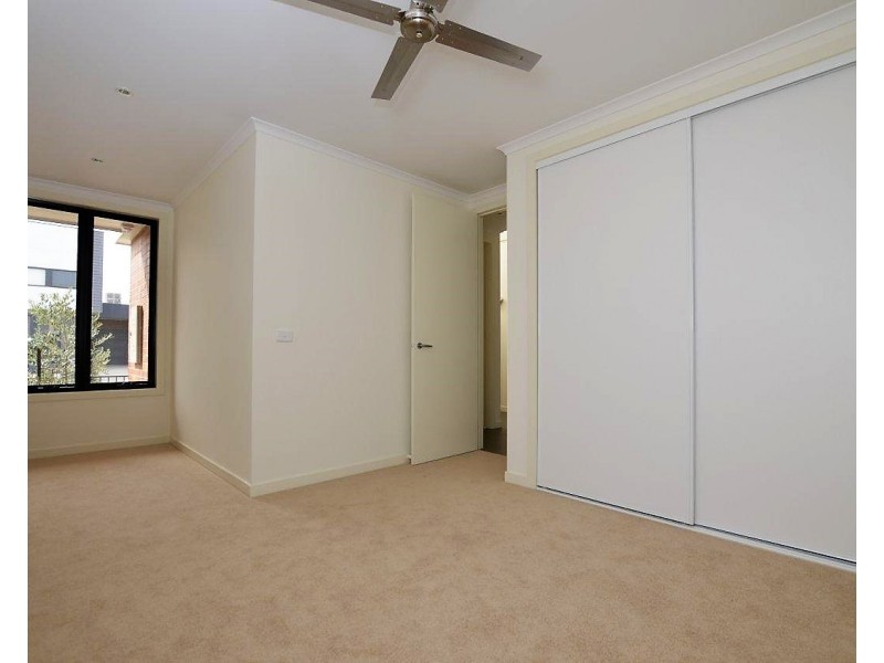 11 Souter Crescent, Footscray VIC 3011