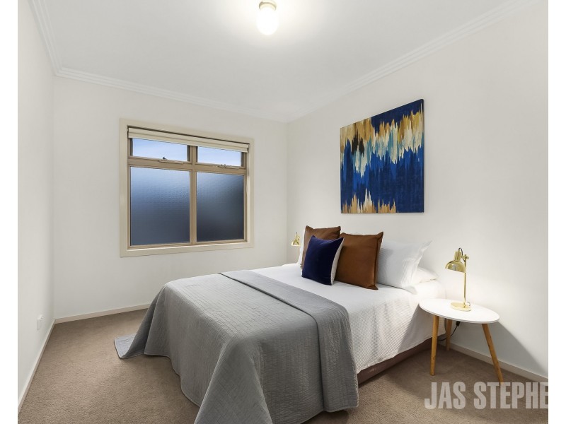 1/10 Swan Street, Footscray VIC 3011