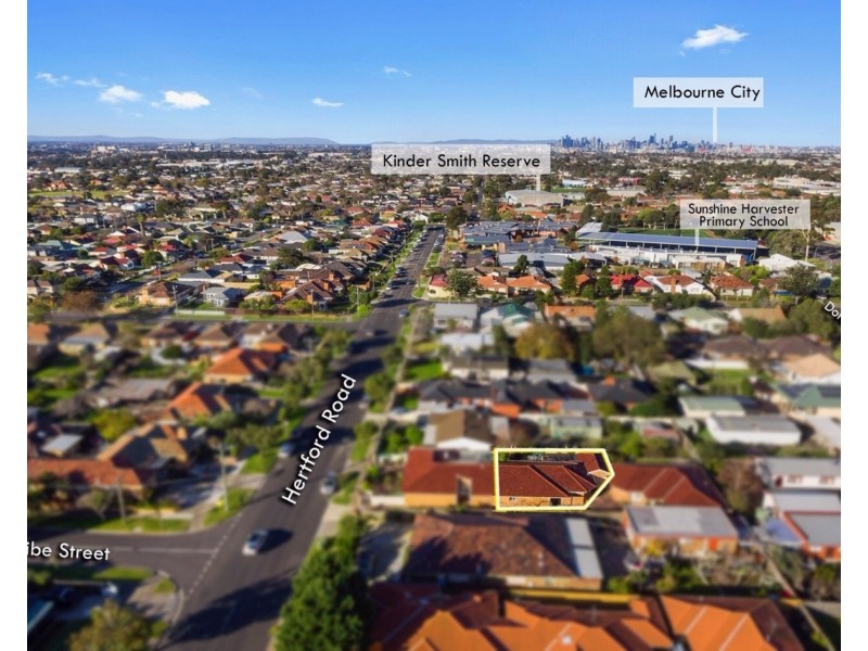 2/96 Hertford Road, Sunshine VIC 3020