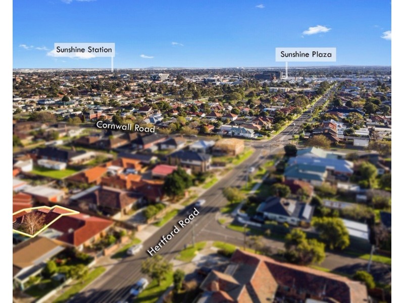 2/96 Hertford Road, Sunshine VIC 3020