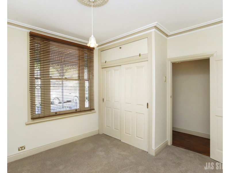 14 Margaret Street, Seddon VIC 3011