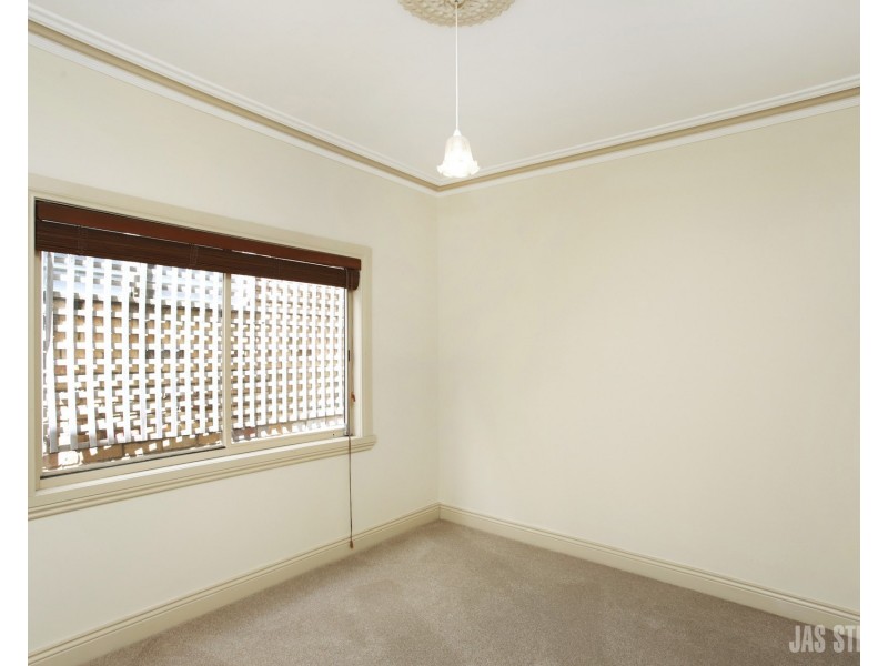 14 Margaret Street, Seddon VIC 3011