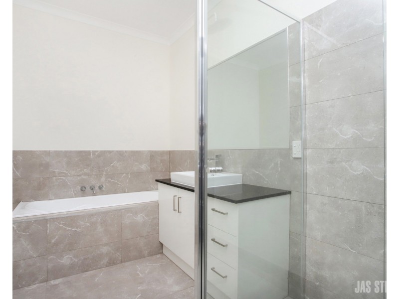 11B Watt Street, Sunshine VIC 3020