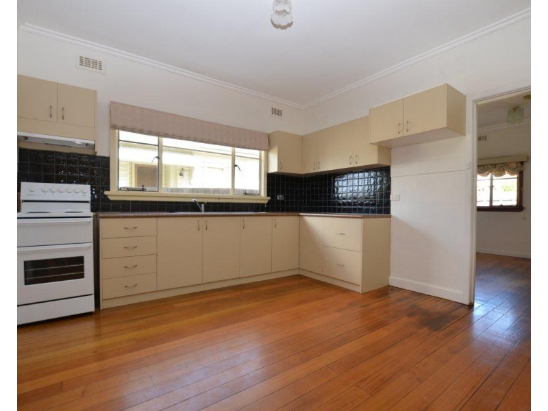 16 Cranbrook Street, Yarraville VIC 3013