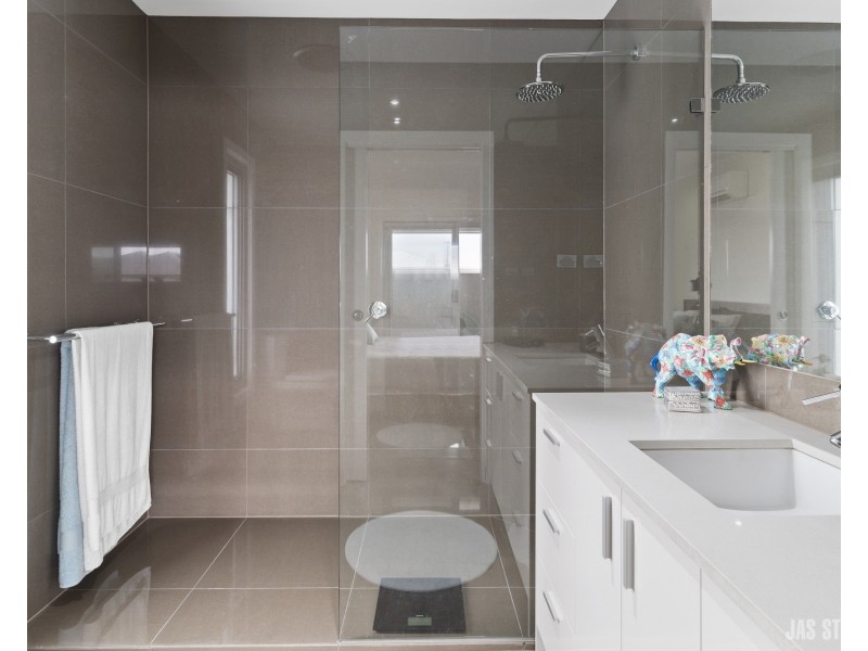 15 Muir Street, Spotswood VIC 3015