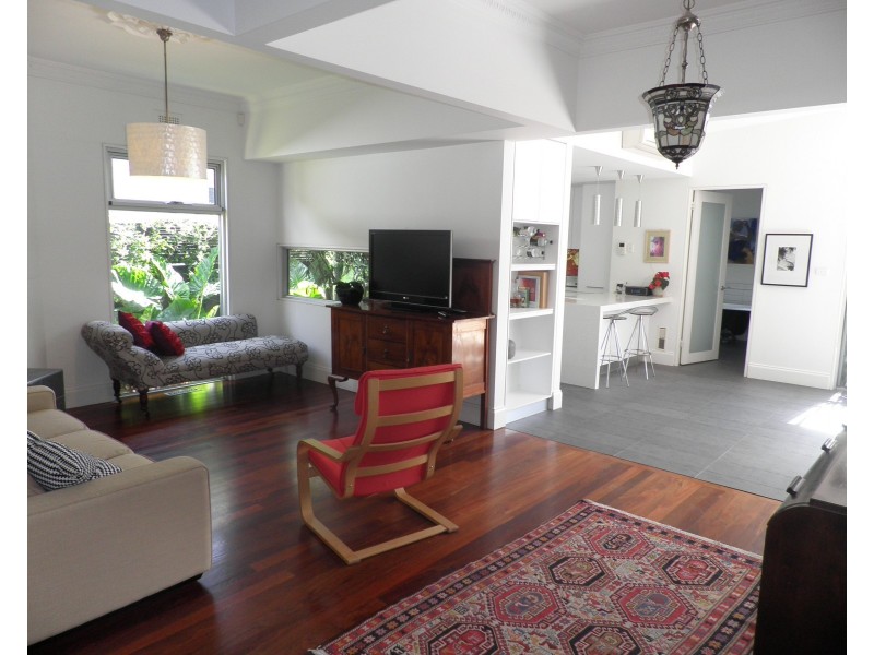 6 Medway Street, Seddon VIC 3011