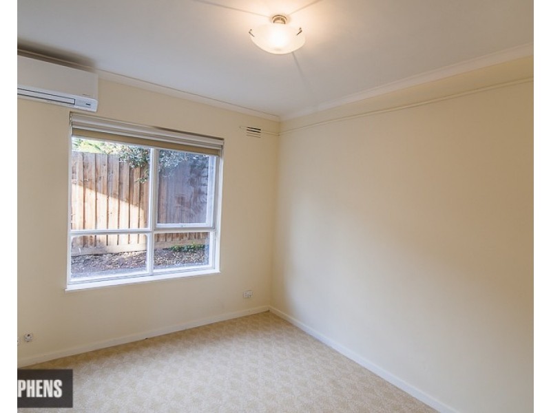 10/1 Hatfield Court, West Footscray VIC 3012