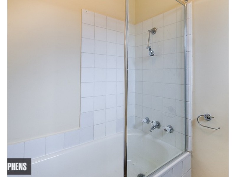 10/1 Hatfield Court, West Footscray VIC 3012