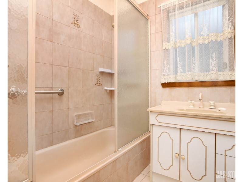 246 Essex Street, West Footscray VIC 3012