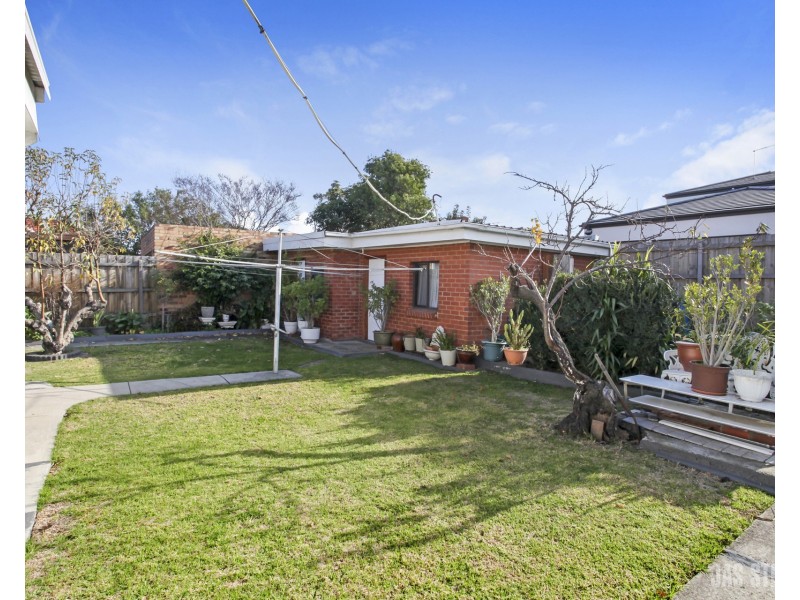 246 Essex Street, West Footscray VIC 3012