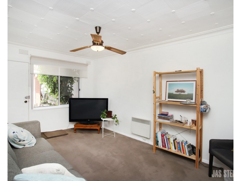 6/17 Gordon Parade, Yarraville VIC 3013
