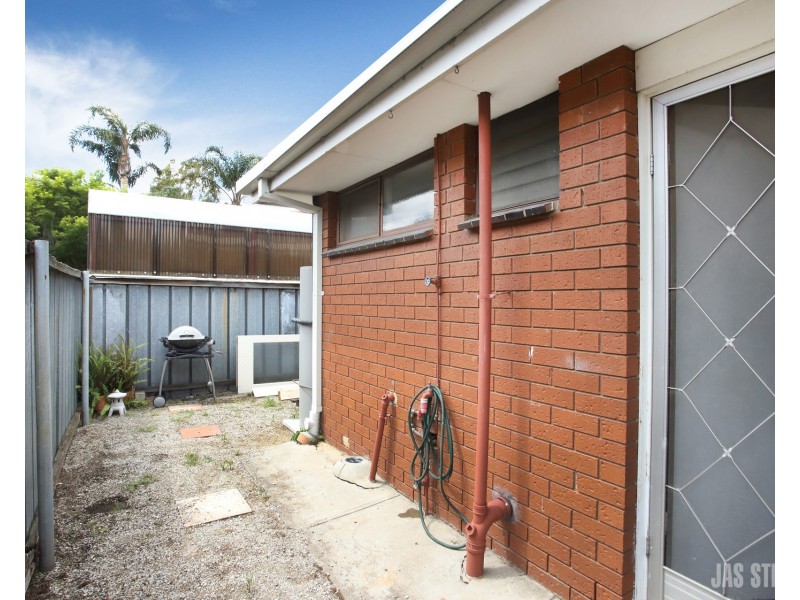 6/17 Gordon Parade, Yarraville VIC 3013