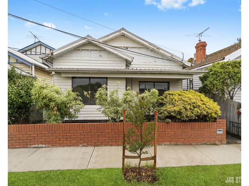 8 Deakin Street, Yarraville VIC 3013