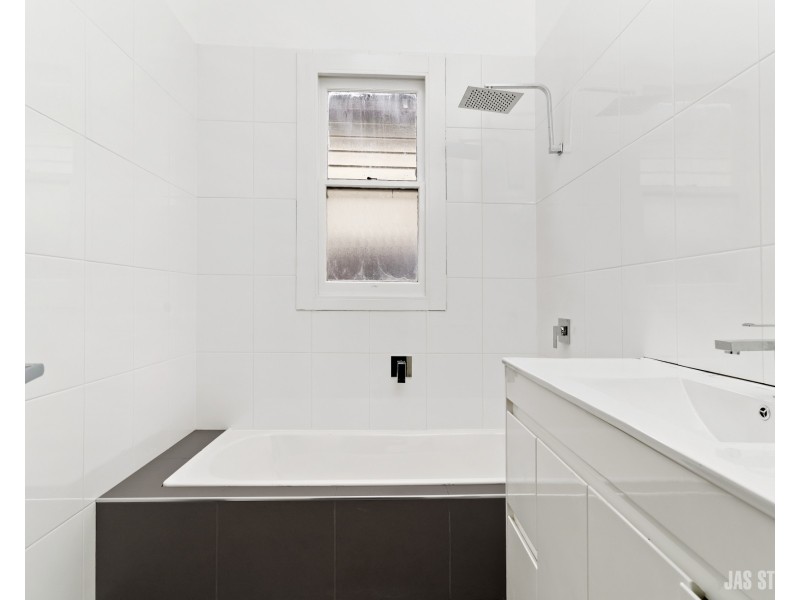 8 Deakin Street, Yarraville VIC 3013