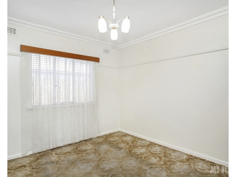 81 Greene Street, South Kingsville VIC 3015