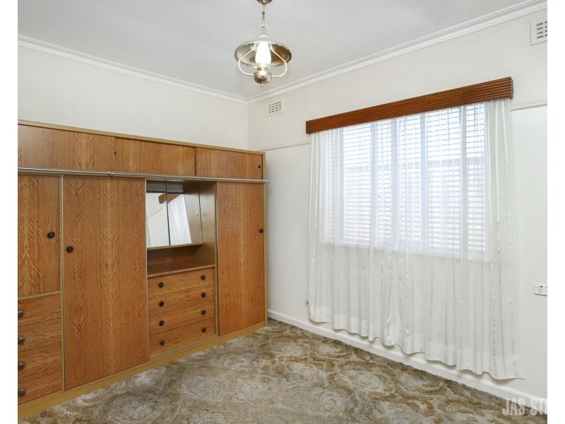 81 Greene Street, South Kingsville VIC 3015