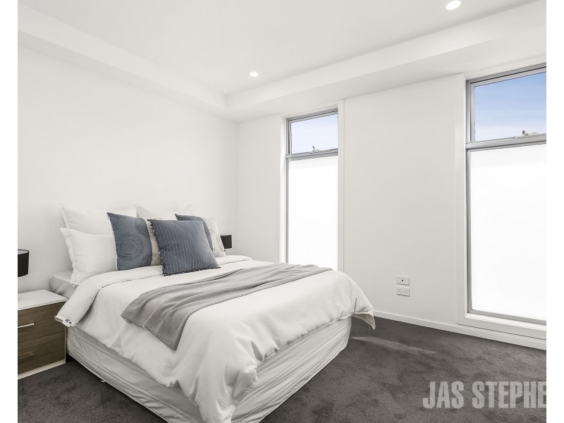 1/240 Hyde Street, Yarraville VIC 3013