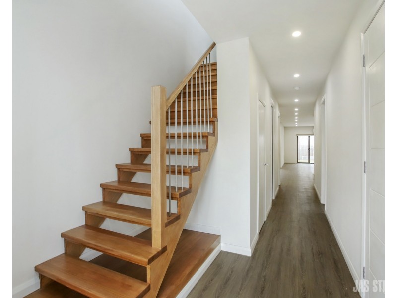 6A Staughton Street, Sunshine VIC 3020