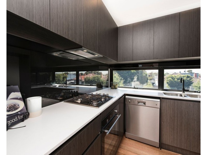 2A Ballard Street, Yarraville VIC 3013