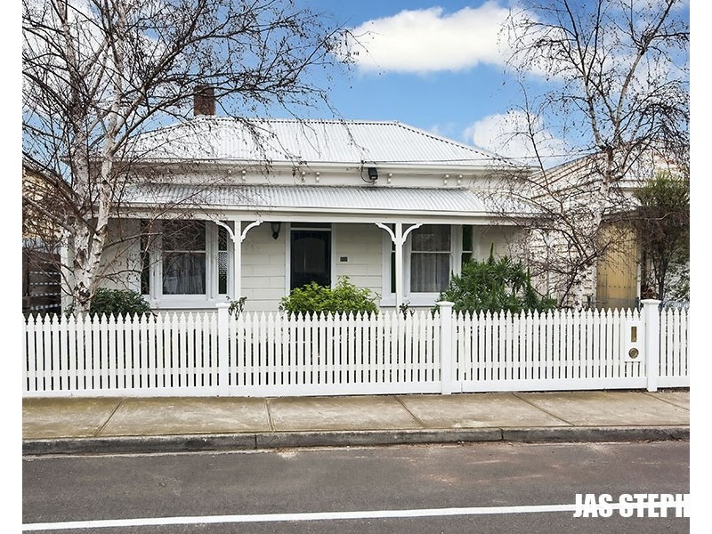 16 Buckingham Street, Footscray VIC 3011