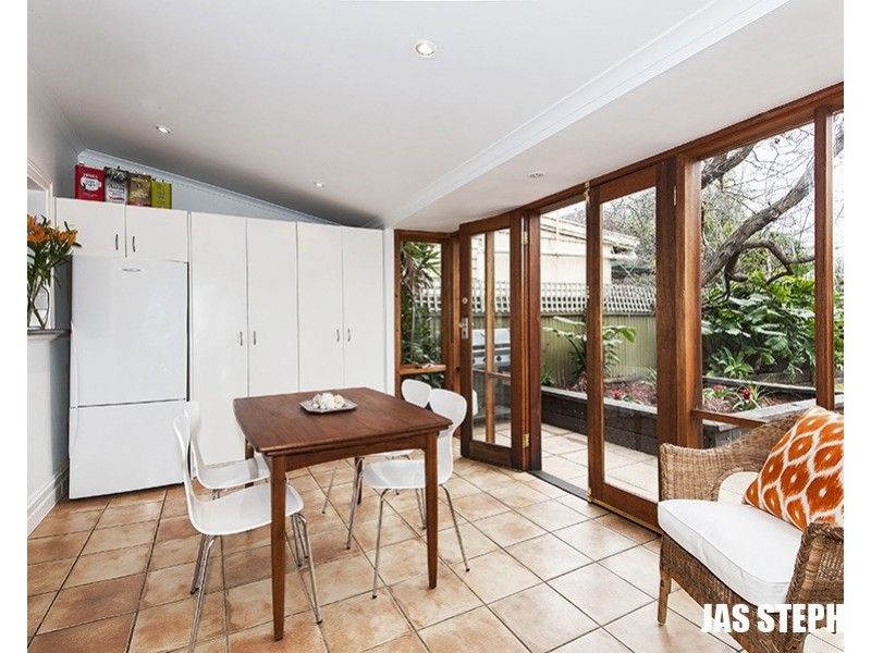 16 Buckingham Street, Footscray VIC 3011
