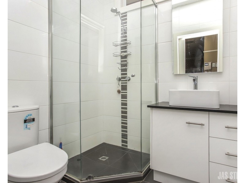 8 Angliss Street, Yarraville VIC 3013