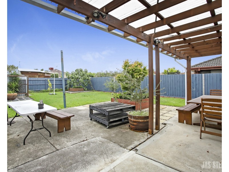 8 Angliss Street, Yarraville VIC 3013