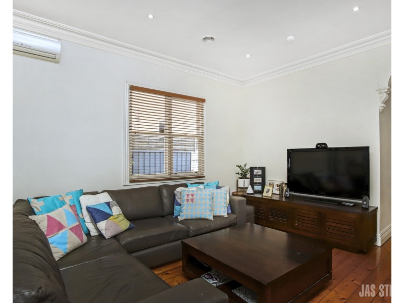 19 Hotham Street, Seddon VIC 3011