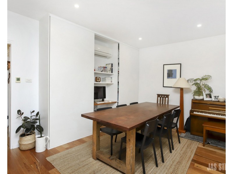 110 Empress Avenue, Kingsville VIC 3012