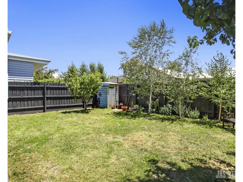 110 Empress Avenue, Kingsville VIC 3012